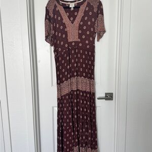 Knox Rose Burgundy and Cream Maxi Dress